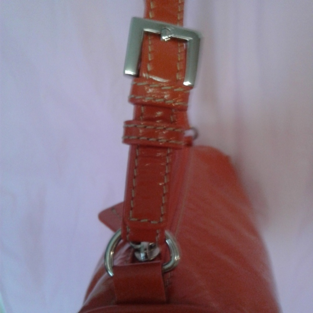 ‼️ FINAL PRICE ‼️🔶️ Nordstrom Barrel Shoulder Bag 🔶️ - Picture 5 of 9